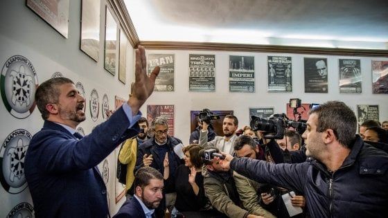 Ostia alla ricerca del male minore. "No ai fascisti". "Grillo è una iattura"