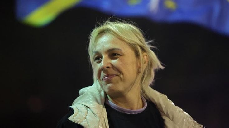 Belgrado, una madre sfida Vucic dopo la morte del figlio: “In sciopero della fame, voglio giustizia”