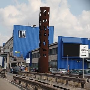 Processo Ilva, l'avvocato di Riva: "Non posso difenderlo, sono parte offesa anche io"