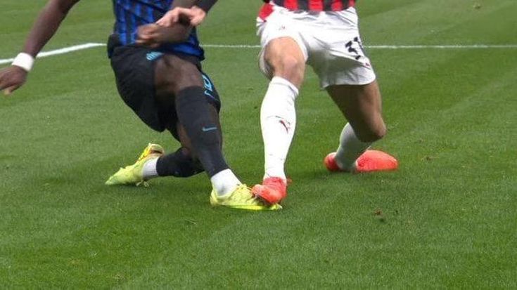 Rigore per l’Inter dopo un contatto tra Pavlovic e Thuram: cosa è successo