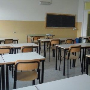 Prof derisa in classe, Polizia postale indaga su video
