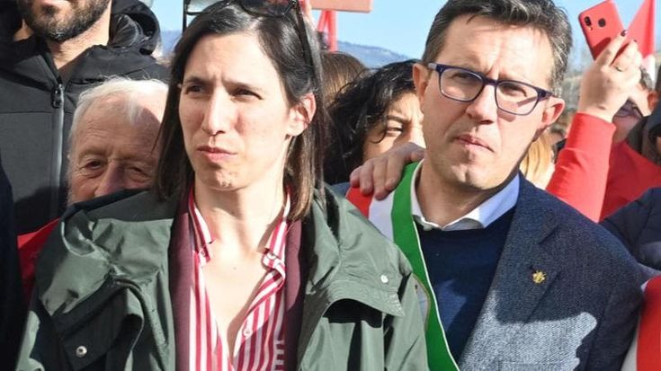 Renzi-Schlein, il colloquio è un flop. Niente accordo: vicina la rottura tra Iv e Pd