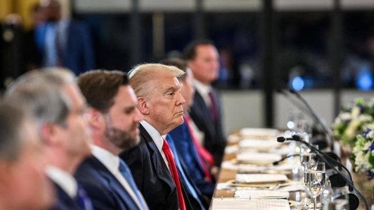 “No comunismo e Obamacare”: le crociate della Casa Bianca