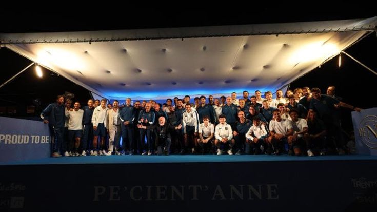 Festa in Trentino per il nuovo Napoli. Tanti applausi per Allegri, ovazione per Mazzocchi
