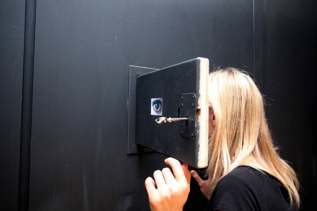 Milano, 60 minuti per uscire dalla stanza blindata: le 'escape room', mania dell'estate