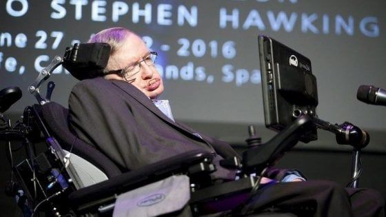 Stephen Hawking, la storica tesi di dottorato del 1966 è online