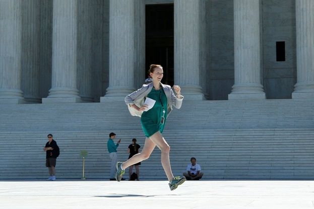 La sentenza della Corte Suprema Usa e la corsa della stagista