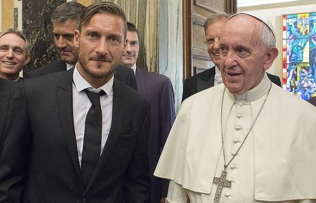 Roma, Totti incontra Papa Francesco