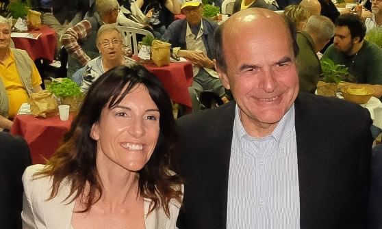 Bersani: "Per essere ascoltati bisogna esserci, per Lella il voto di tutti"