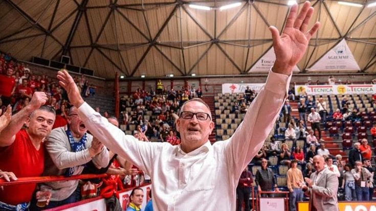 Ron Rowan, il nuovo proprietario di Pistoia Basket: “Giocavo qui, quando mi hanno proposto il club mi è esploso qualcosa dentro”