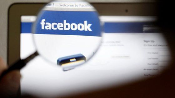 Parmigiana ricatta l'ex amante: "Soldi o metto tutto su Facebook"