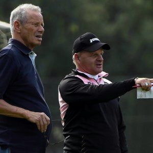 Iachini lascia la panchina del Palermo, Zamparini: "E' un deficiente che fa giocare male la squadra"