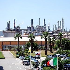 Salta la vendita Versalis, Eni: "Impossibile l'accordo con Sk"