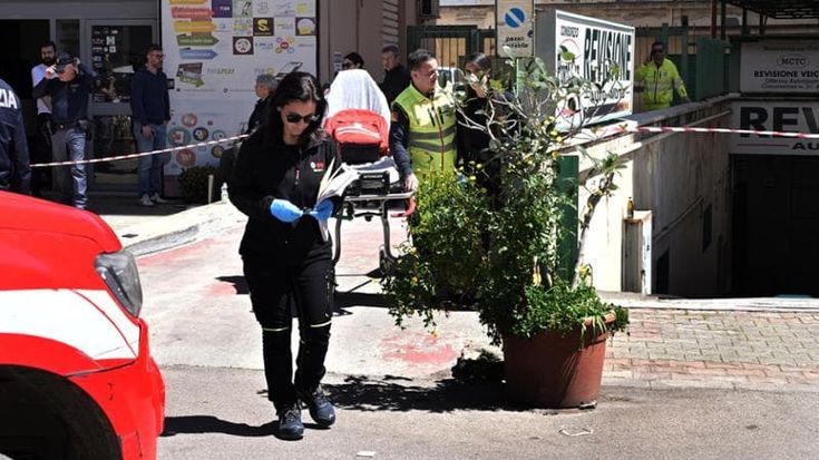 I manovali invisibili che nessuno va a cercare in ospedale