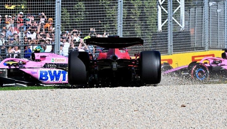 In Australia tre bandiere rosse nel gp a singhiozzo. Vince Verstappen fra i piloti furiosi