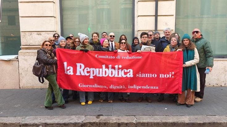 Il giornale, il mercato e il Paese