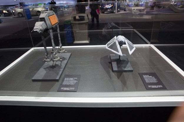 Nissan porta Star Wars al Los Angeles Auto Show