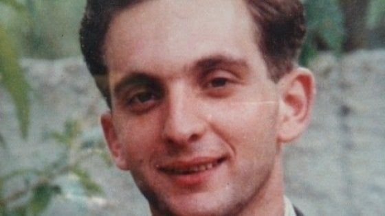 “La città non dimentichi Maurizio Estate, eroe generoso: ora pulite quella lapide” 