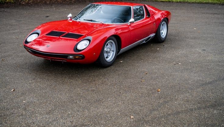  Tutti pazzi per Miura e Countach: record Lamborghini all’asta di Parigi