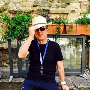 La moglie del funzionario italiano morto a Caracas: "Decesso legato al suo incarico"
