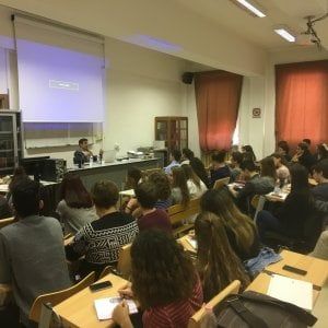 Via al controesodo per i prof toscani che tornano a casa