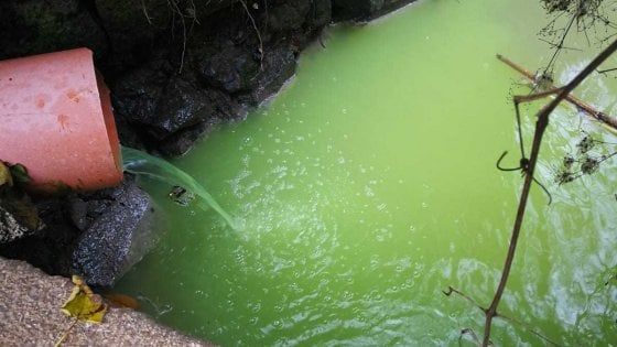Ischia, scarichi in mare: così la guardia costiera ha “tracciato” l’illecito