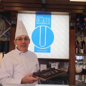 Latte, serpillo, Genepy: le Alpi nella coppetta alla pasticceria Ugetti