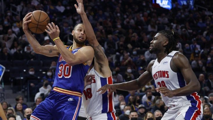Nba: Golden State ritrova la vittoria, Minnesota passa a New York