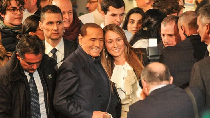 Berlusconi vuole il presidenzialismo. La Curia contro Salvini