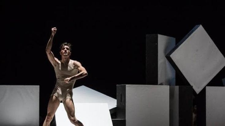 Il nuovo trittico di danza contemporanea all’Opera