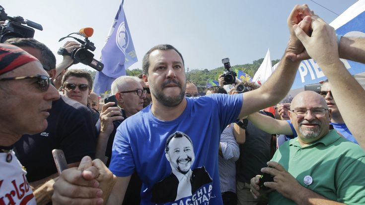 Salvini alla crociata nella Ue: “Una Lega dei populisti per vincere le europee”