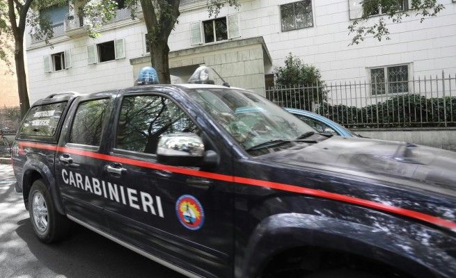Raid da film in concessionaria<br />sventato furto 40 automobili