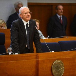 Campania, approvato il documento finanziario regionale 2016