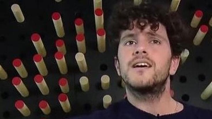 Castello: “Il mio album racconta la Sicilia del turismo di massa e degli spazi svenduti”