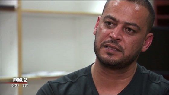 "Mia madre è morta per colpa del blocco di Trump contro i migranti". Ma un imam: "È falso"