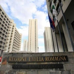 Bologna, la bibliotecaria va in pensione. Anzi no: torna come volontaria