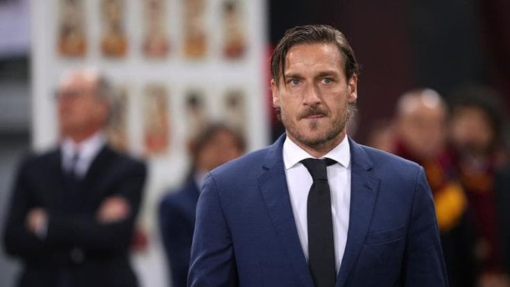 Totti: “Il ritorno in campo non è uno scherzo. La testa c’è, vediamo il fisico...”