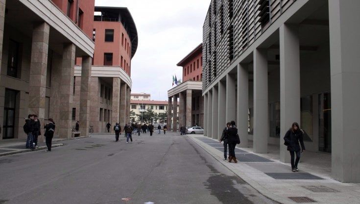 Bus e tramvia più cari per gli universitari. Protestano gli studenti