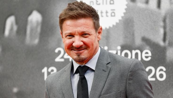 Jeremy Renner: “Life after the accident: my daughter comes first. The Avengers? My heroes are the kids”