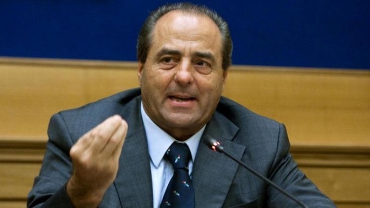 Scissione M5S dopo la fiducia al governo Draghi: da Di Pietro a Di Pietro, il populismo in fuga torna al suo fondatore