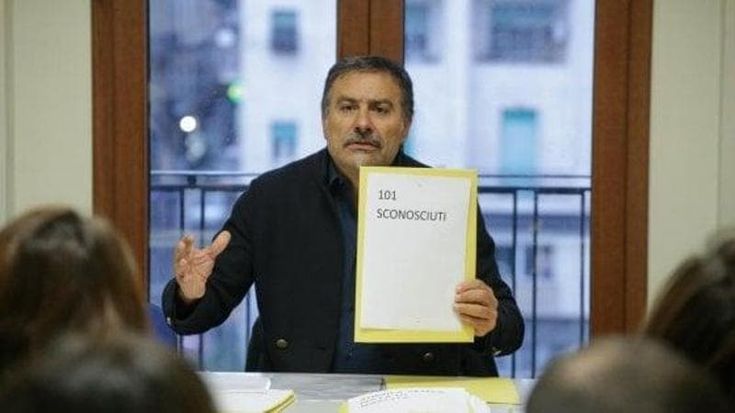 Pd, l’arresto di Oddati riaccende lo scontro in Campania. I fedelissimi di Schlein attaccano De Luca: “Basta signori delle tessere”