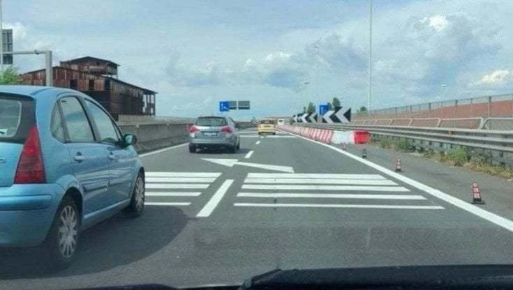 Roma, i soldi presi dopo l'incidente sulla Roma-Fiumicino: ora gli sciacalli saranno indagati