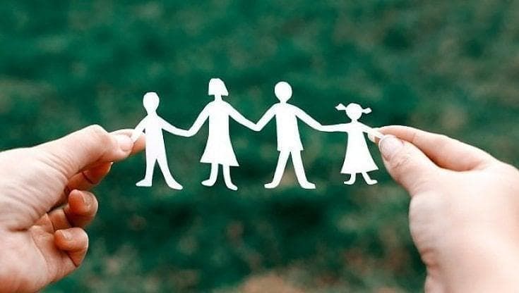Genova estende l'affido dei minori anche ai single