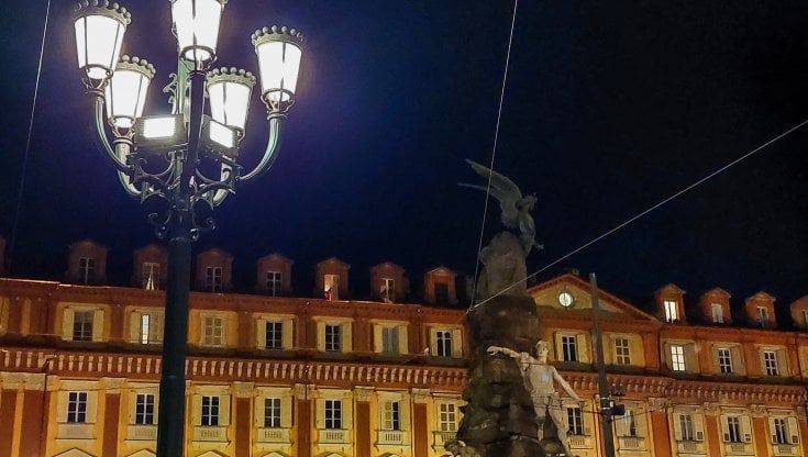 Luca Mercalli: "Il clima malato? Agiamo subito spegnendo i lampioni: siamo il paese più illuminato"