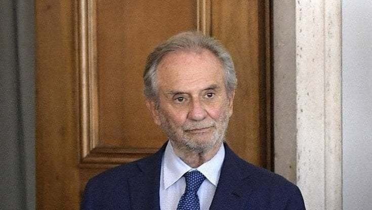 La Consulta in cuffia: dall'obbligo di vaccino al fine vita, ecco i podcast delle sentenze più rivoluzionarie