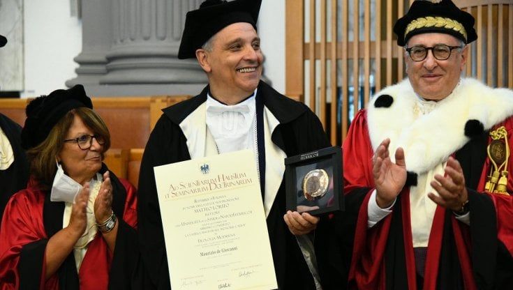 Napoli, laurea honoris causa a Maurizio De Giovanni: "Una grande responsabilità raccontare la città" 