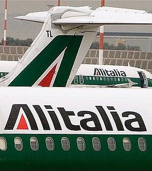 Alitalia, ok al nuovo salvataggioDecolla l'alleanza con Etihad