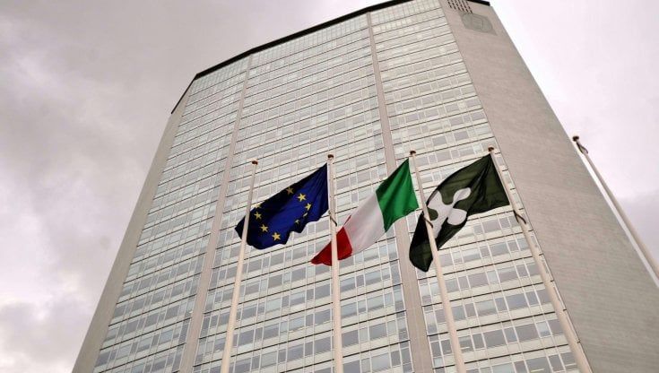 Lombardia, fondi famiglia regionali occasione sprecata: "Non sono andati a chi ne aveva bisogno"