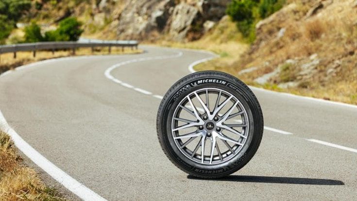 Michelin festeggia i 120 anni in Italia e lancia due nuovi pneumatici da record