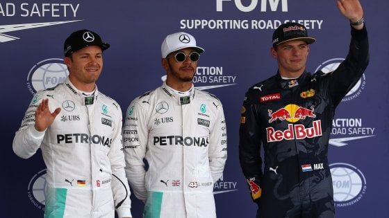Formula 1, GP Messico: Hamilton in pole davanti a Rosberg.  Ferrari in ritardo